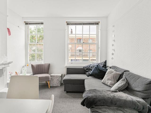 Apartment for rent in Kennington, Greater London