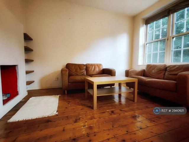 Apartment for rent in Kennington, Greater London