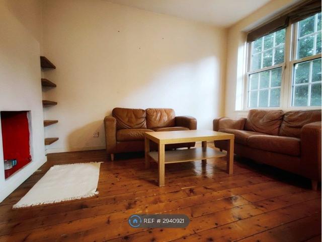 Apartment for rent in Kennington, Greater London
