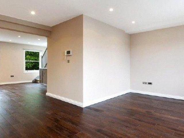 House for rent in Kennington, Greater London