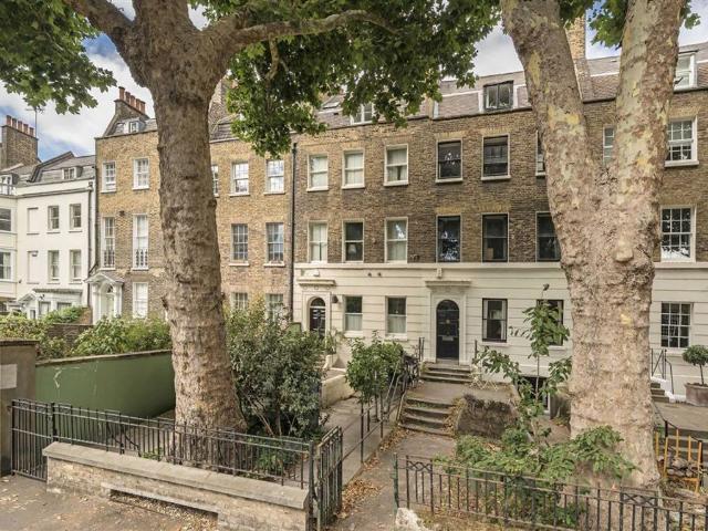 Studio for rent in South Lambeth, Greater London