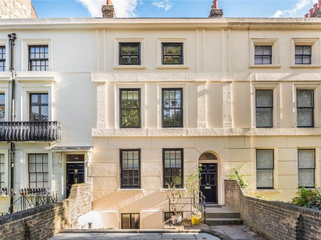 House for rent in Kennington, Greater London
