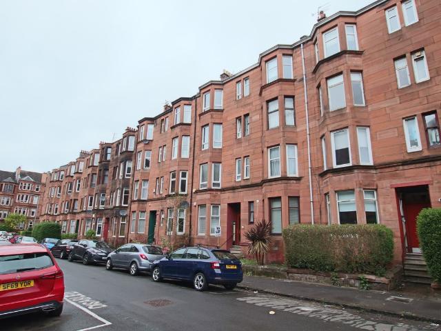 Apartment for rent in Thornwood, Glasgow
