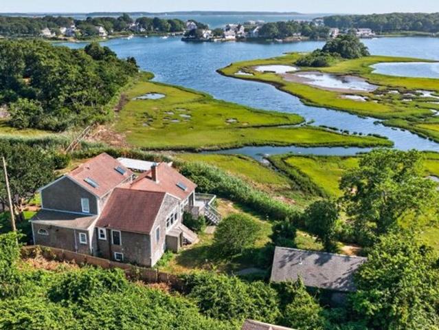 House for sale in South Yarmouth, Massachusetts
