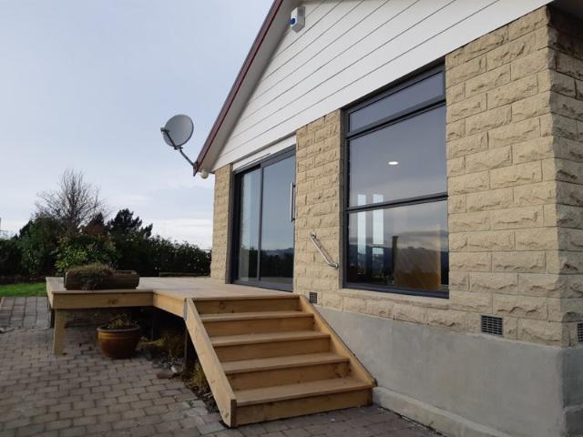 House for rent in Otakou