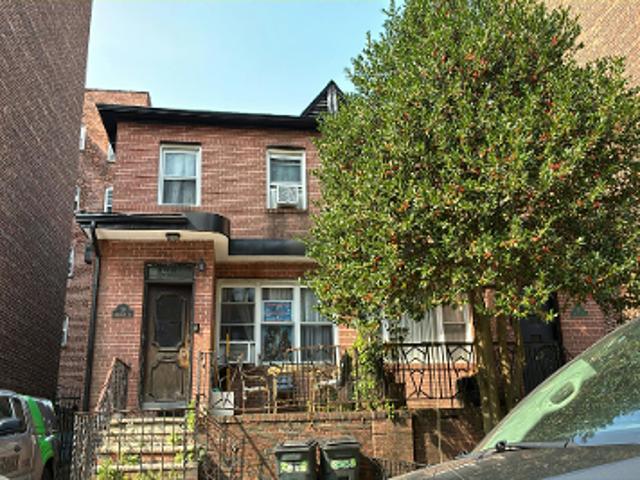 House for sale in Hudson, New Jersey