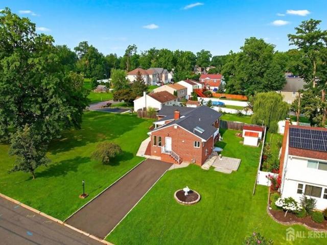 House for sale in Avenel, New Jersey