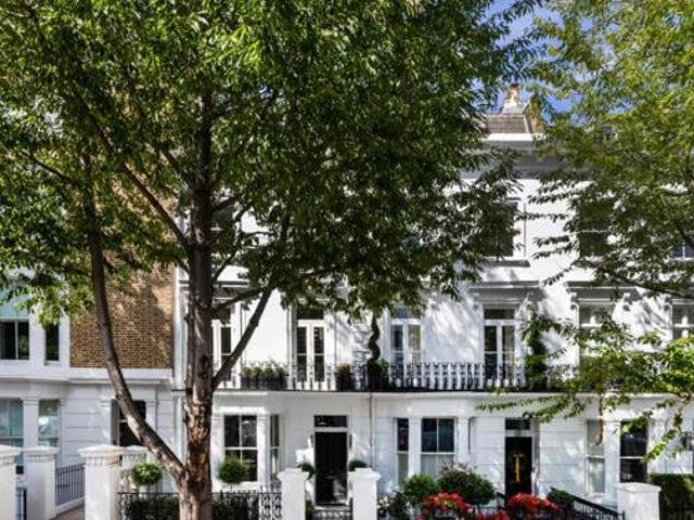 House for sale in Lyons, Greater London
