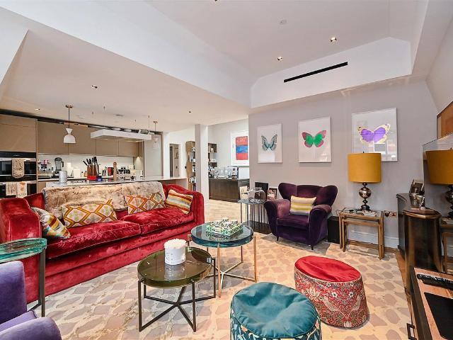 Apartment for rent in South Kensington, Greater London