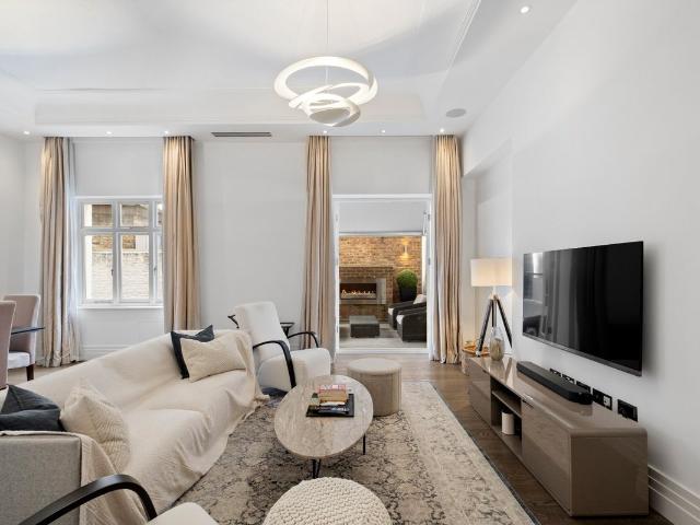Apartment for rent in South Kensington, Greater London