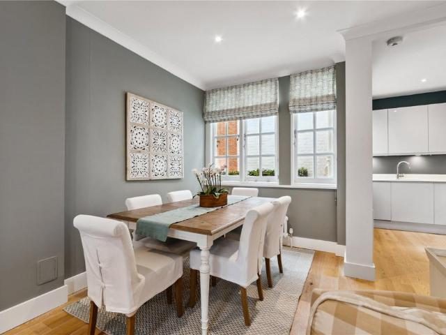 House for rent in South Kensington, Greater London