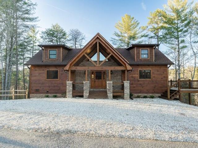 House for sale in Mineral Bluff