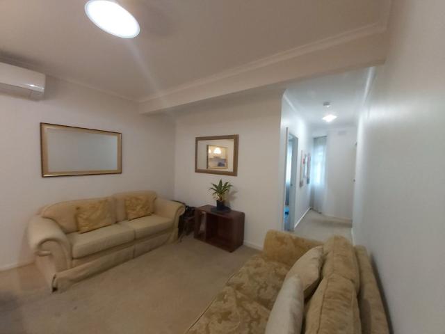 Room for rent in Kensington Gardens, Adelaide
