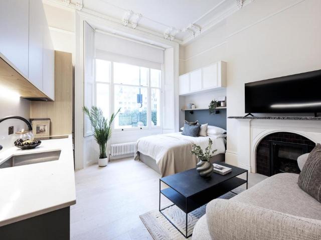 Apartment for rent in Bayswater, Greater London
