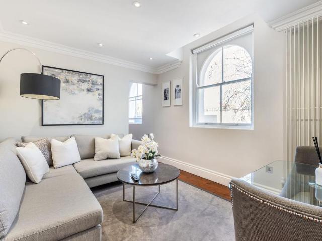 House for rent in Bayswater, Greater London