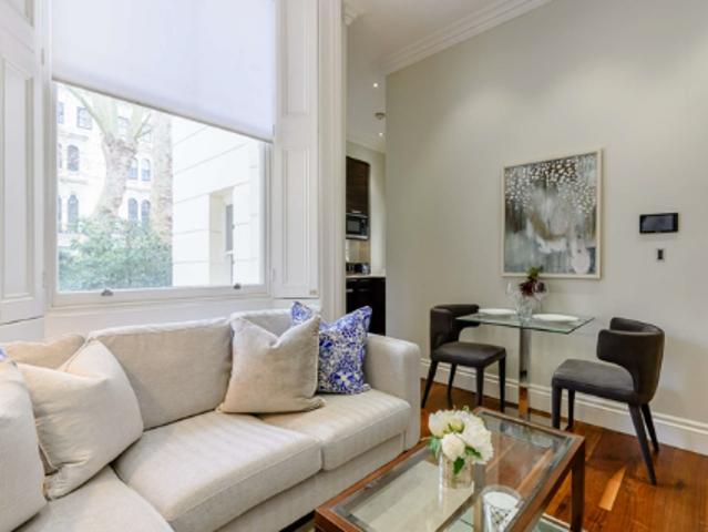 Apartment for rent in Bayswater, Greater London