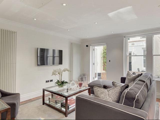 House for rent in Bayswater, Greater London