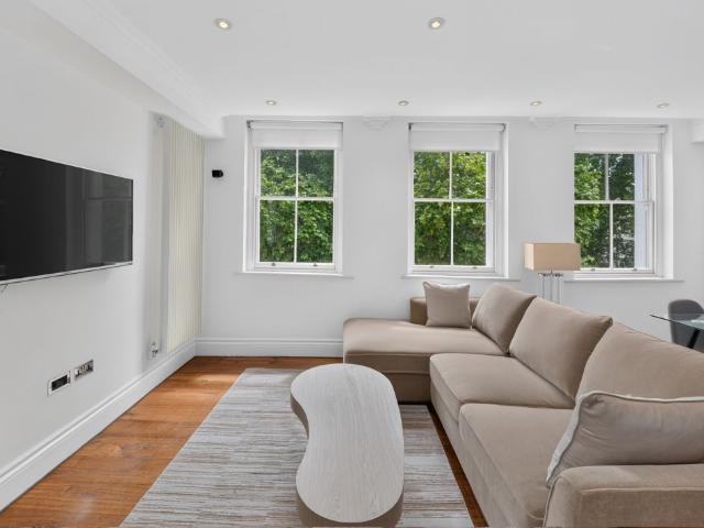 Apartment for rent in Bayswater, Greater London
