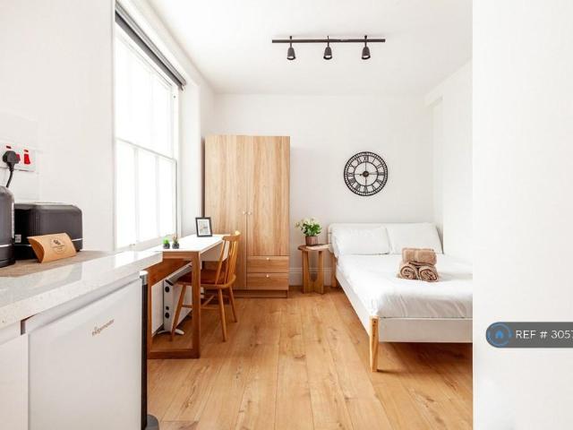 Apartment for rent in Kensal Town, Greater London