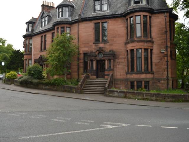 Apartment for rent in Dowanhill, Scotland