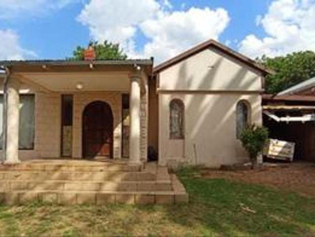 House for sale in Vosloorus, Gauteng