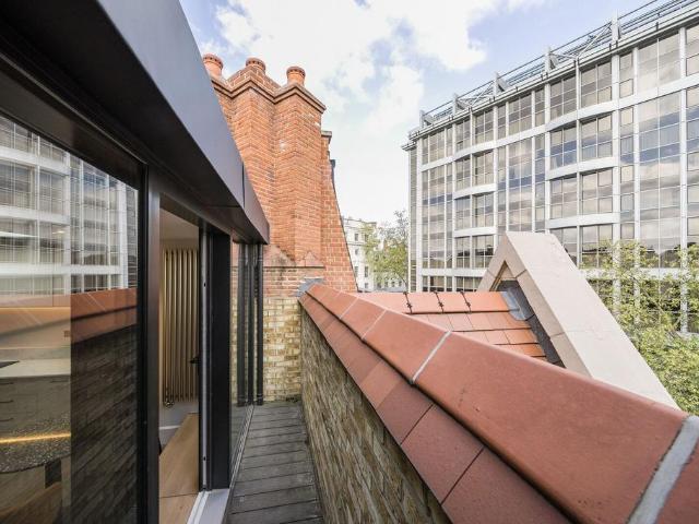 House for rent in South Kensington, Greater London