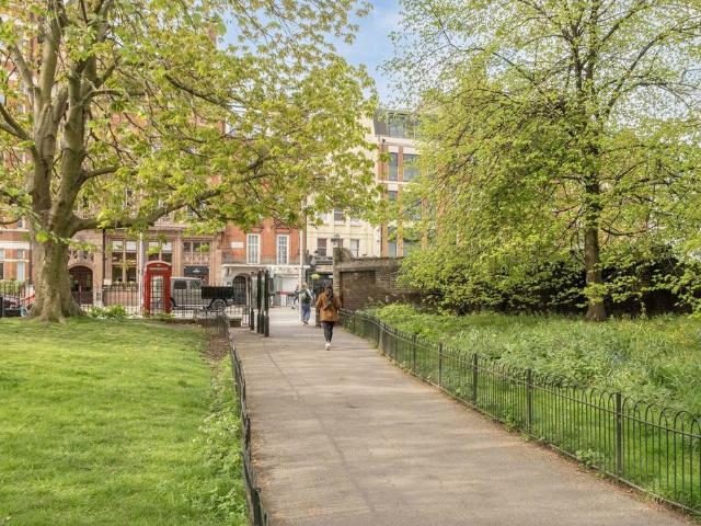 Apartment for rent in South Kensington, Greater London