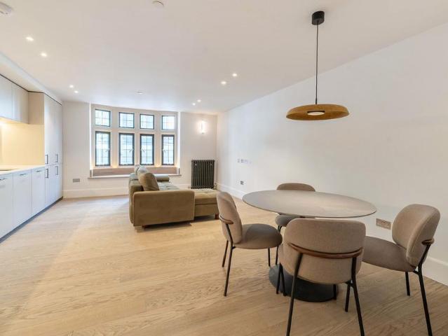 House for rent in South Kensington, Greater London
