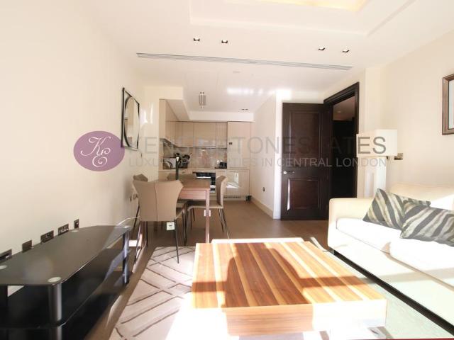 Apartment for rent in Kensington, Greater London
