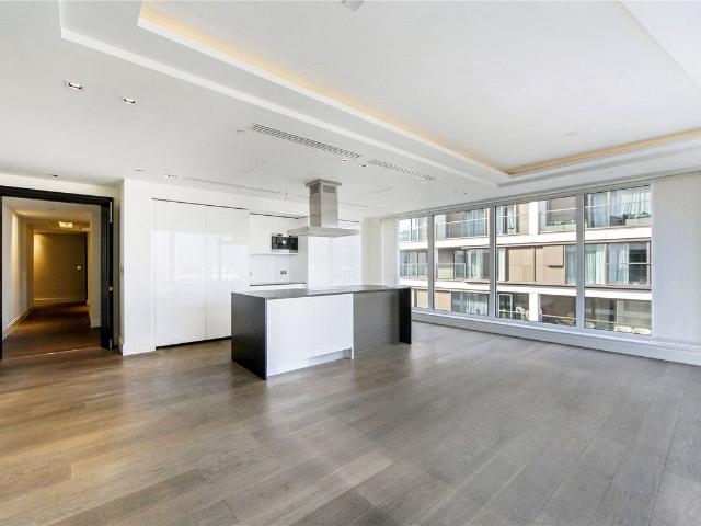 Apartment for rent in West Kensington, Greater London