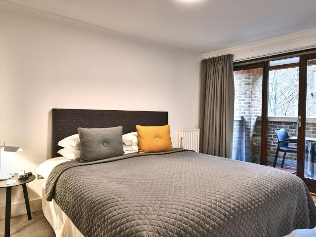 Apartment for rent in Kensington, Greater London