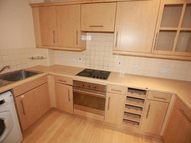 Apartment for rent in Greenhill, Greater London
