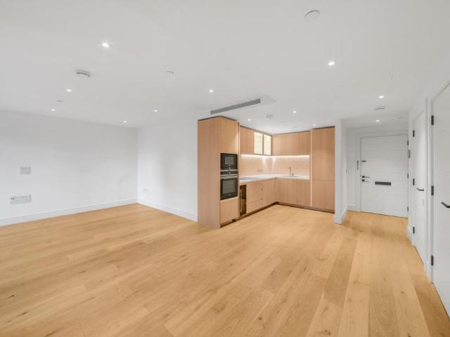 Apartment for rent in Nine Elms, Greater London