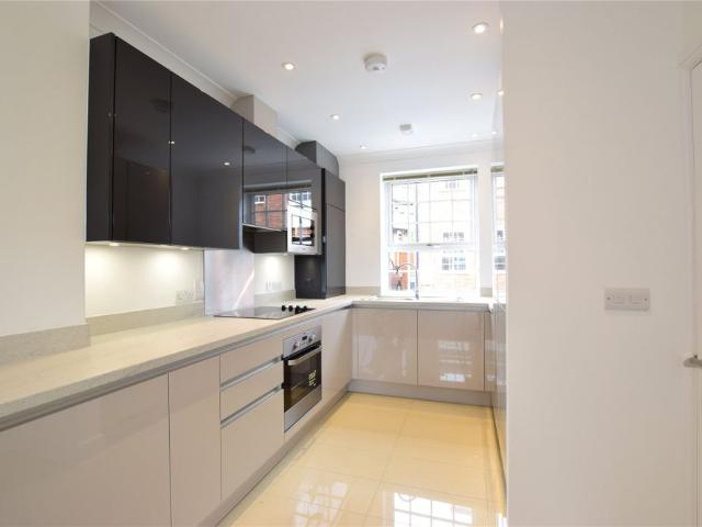 Apartment for rent in St James, Sandown Park