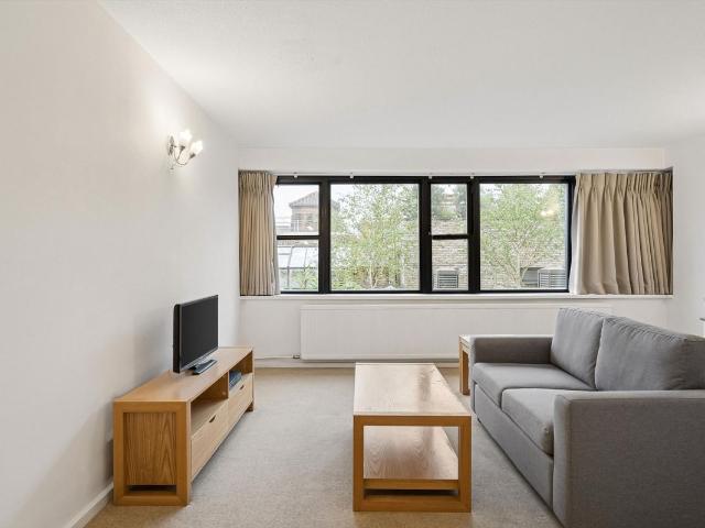 Apartment for rent in Royal Borough of Kensington and Chelsea, Greater London