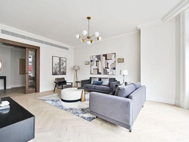 Apartment for rent in Royal Borough of Kensington and Chelsea, Greater London