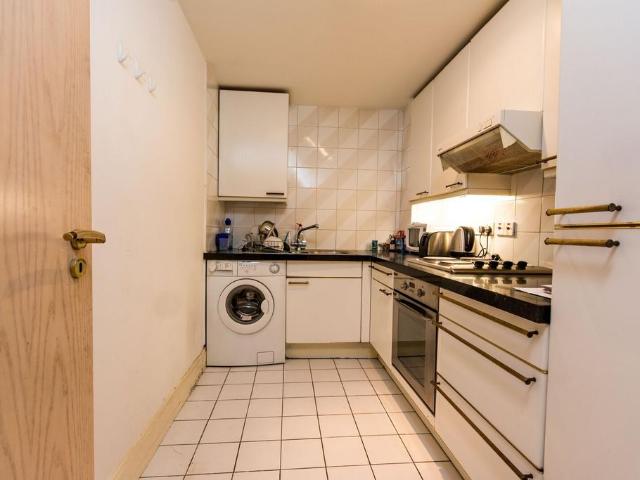 Apartment for rent in Brook Green, Greater London