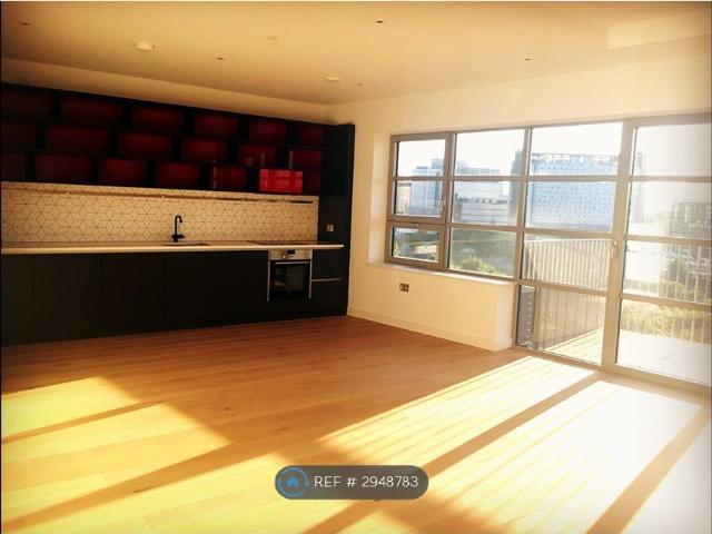 Apartment for rent in London City Island, Blackwall