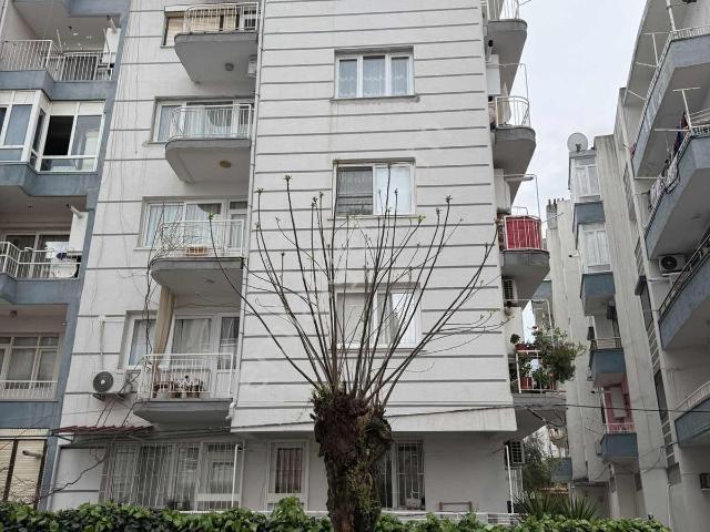 Tire, İzmir içerisinde kiralık mülk