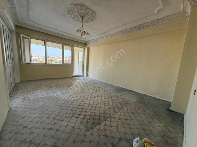 Tire, İzmir içerisinde satılık mülk