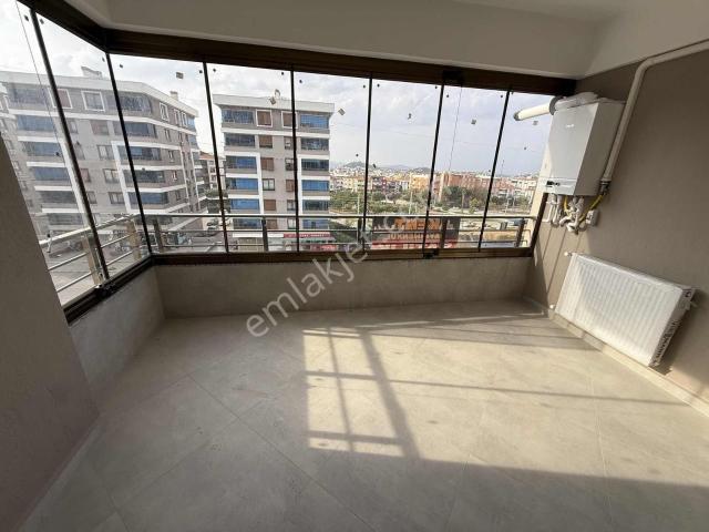 Tire, İzmir içerisinde kiralık mülk