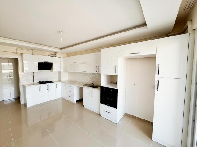 Tire, İzmir içerisinde kiralık mülk