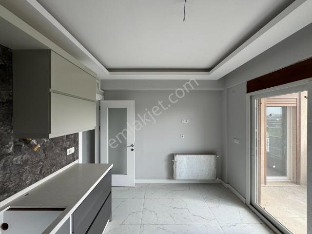 Tire, İzmir içerisinde satılık mülk