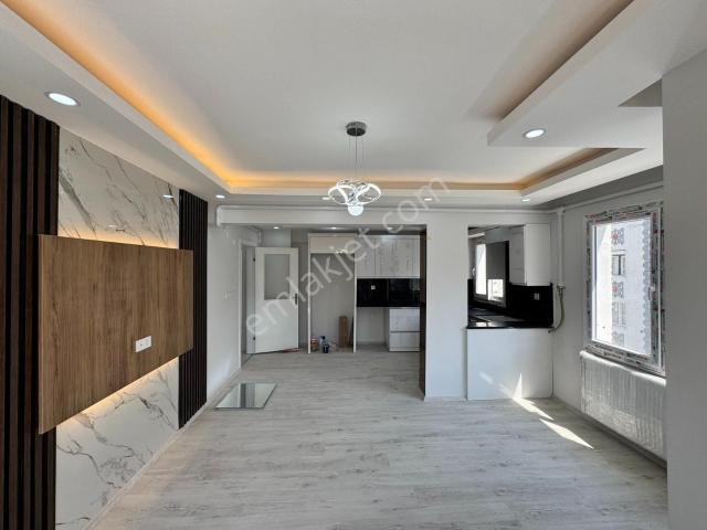 Tire, İzmir içerisinde satılık mülk