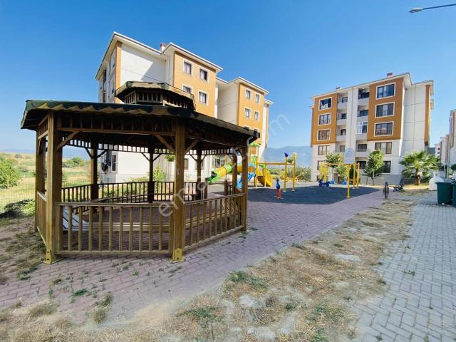 Tire, İzmir içerisinde satılık mülk