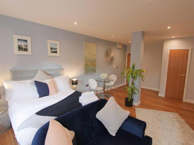Studio for rent in City Centre, Feckenham