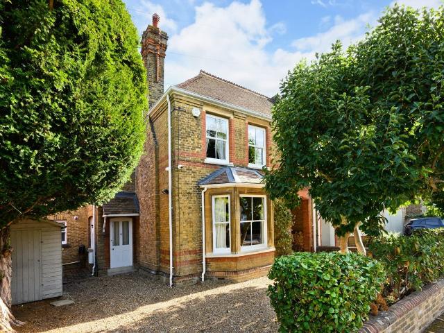 House for rent in East Molesey, Elmbridge