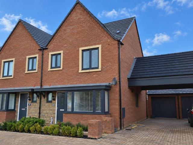 House for rent in St Crispin's, Upton