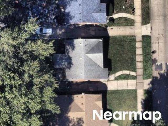 House for sale in Harry Slatkin's Evergreen, Detroit