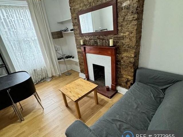House for rent in Kentish Town, Greater London